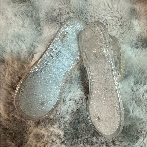 Wonder Nation Glitter Sandals with White Flower - Picture 5 of 8